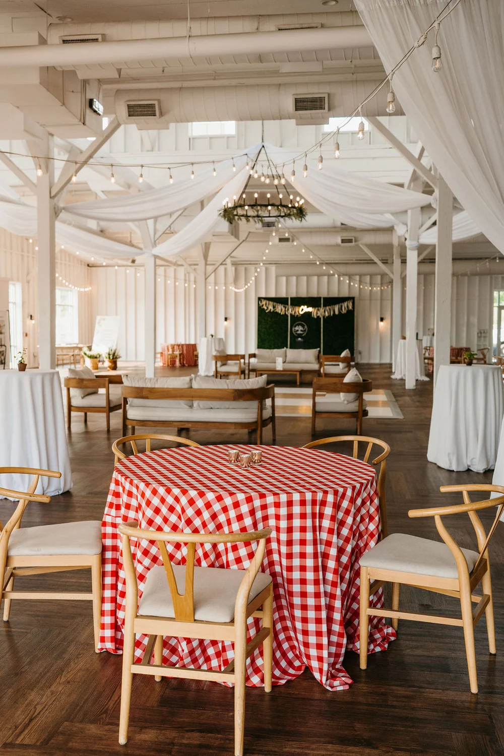 14TENN Nashville set up for a farmer's market themed open house